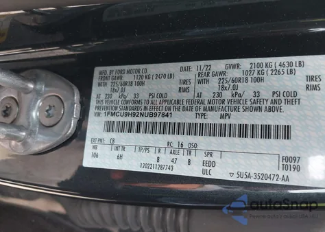 2022 Ford Escape Sel z USA, uszkodzony, nr VIN 1FMCU9H92NUB97841